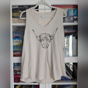 Daybreak Highland Cow Graphic Tank NWT